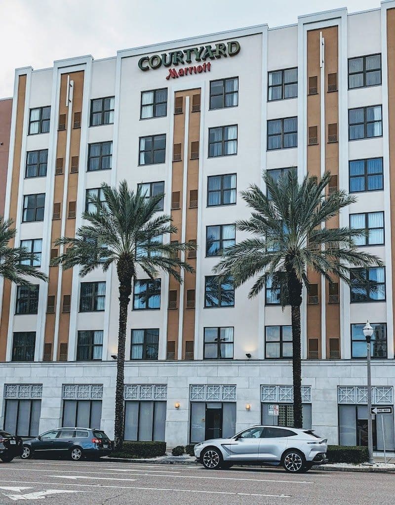 Parking near Courtyard by Marriott St. Petersburg Downtown